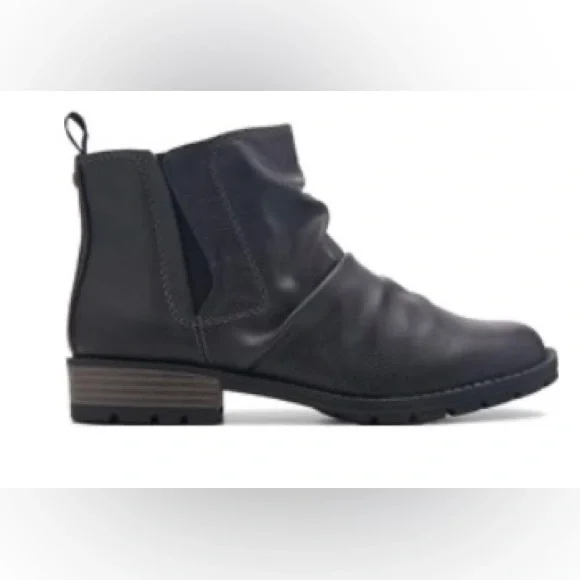 BOGO Sporto ‘Misty’ Black Ankle Boots - Picture 1 of 10